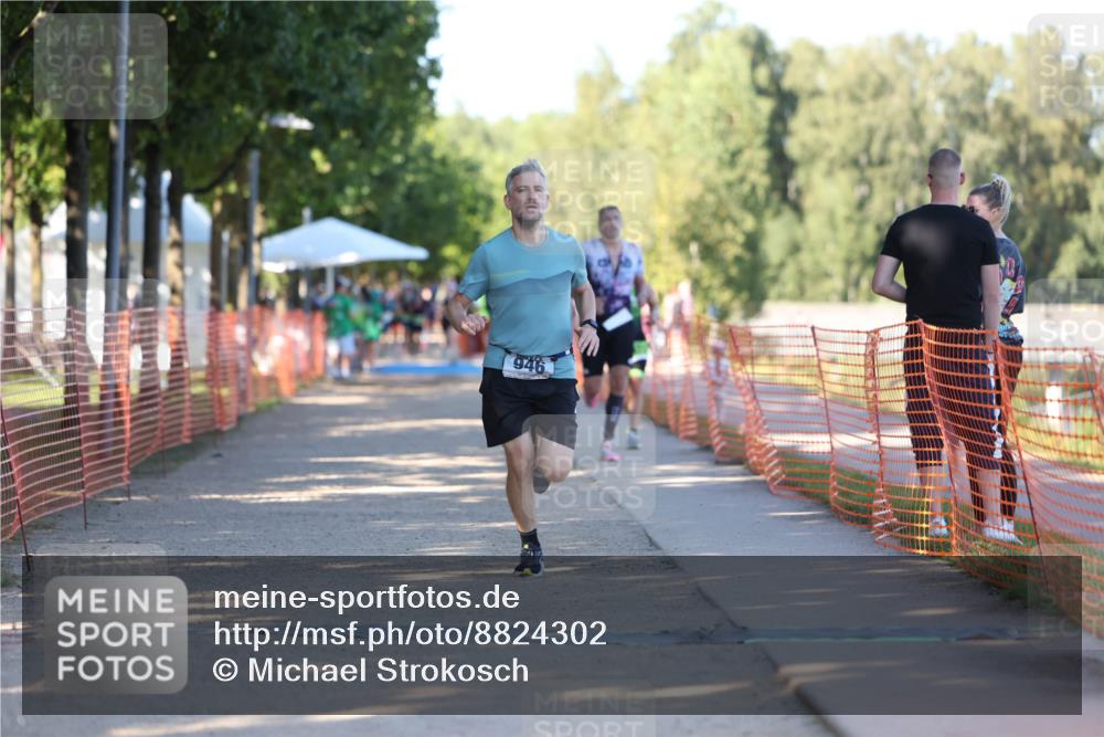 07.09.2025 - 19. Norderstedt Triathlon Michael Strokosch http://msf.ph/oto/8824302 07.09.2025 16:14:15 Laufen 377, 452, 473, 946, 1552, 1626 meine-sportfotos.de