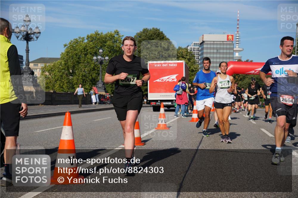 07.09.2025 - BARMER Alsterlauf Yannick Fuchs http://msf.ph/oto/8824303 07.09.2025 09:48:45 Laufen 007, 75, 2437, 2664 meine-sportfotos.de