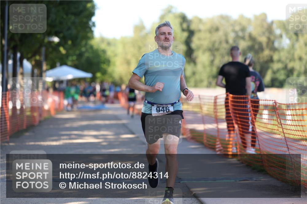 07.09.2025 - 19. Norderstedt Triathlon Michael Strokosch http://msf.ph/oto/8824314 07.09.2025 16:14:16 Laufen 377, 473, 946, 1552, 1626 meine-sportfotos.de