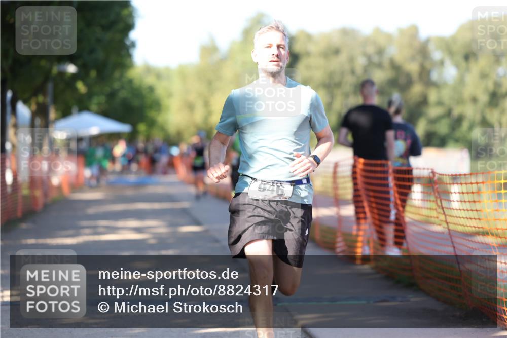 07.09.2025 - 19. Norderstedt Triathlon Michael Strokosch http://msf.ph/oto/8824317 07.09.2025 16:14:17 Laufen 473, 946, 1552 meine-sportfotos.de