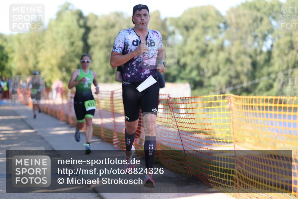 07.09.2025 - 19. Norderstedt Triathlon Michael Strokosch http://msf.ph/oto/8824326 07.09.2025 16:14:19 Laufen 473, 946, 1552 meine-sportfotos.de