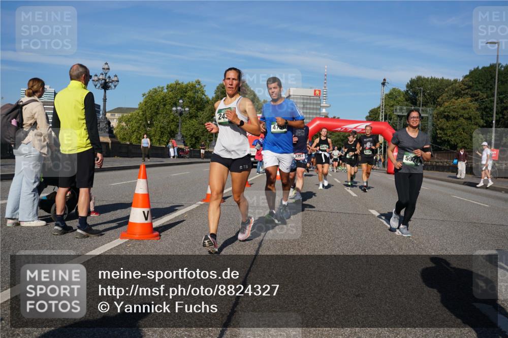 07.09.2025 - BARMER Alsterlauf Yannick Fuchs http://msf.ph/oto/8824327 07.09.2025 09:48:47 Laufen  meine-sportfotos.de