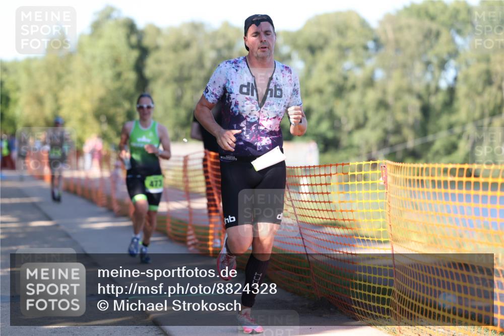 07.09.2025 - 19. Norderstedt Triathlon Michael Strokosch http://msf.ph/oto/8824328 07.09.2025 16:14:19 Laufen 473, 946, 1552 meine-sportfotos.de