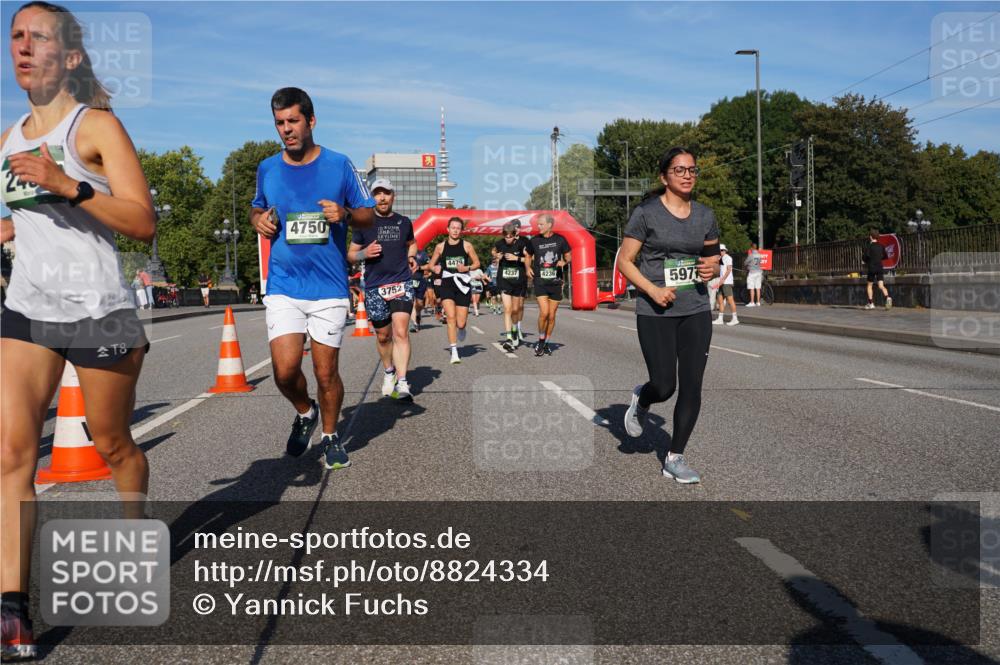 07.09.2025 - BARMER Alsterlauf Yannick Fuchs http://msf.ph/oto/8824334 07.09.2025 09:48:48 Laufen 8, 4750, 4479, 4237, 4236, 3752, 5977 meine-sportfotos.de