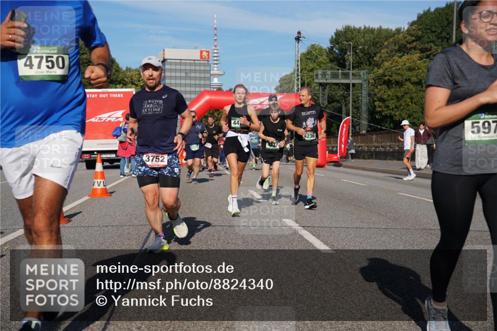 07.09.2025 - BARMER Alsterlauf Yannick Fuchs http://msf.ph/oto/8824340 07.09.2025 09:48:48 Laufen 35, 4750, 44, 4236, 6223, 3752, 597 meine-sportfotos.de
