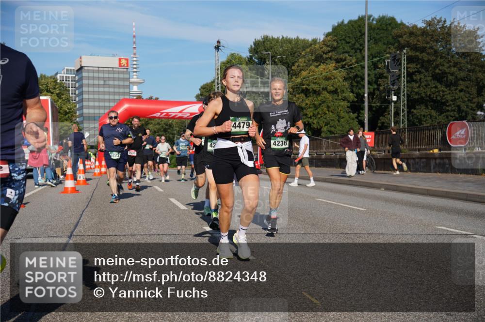07.09.2025 - BARMER Alsterlauf Yannick Fuchs http://msf.ph/oto/8824348 07.09.2025 09:48:49 Laufen 6223, 2530, 42, 4479, 20, 4236 meine-sportfotos.de