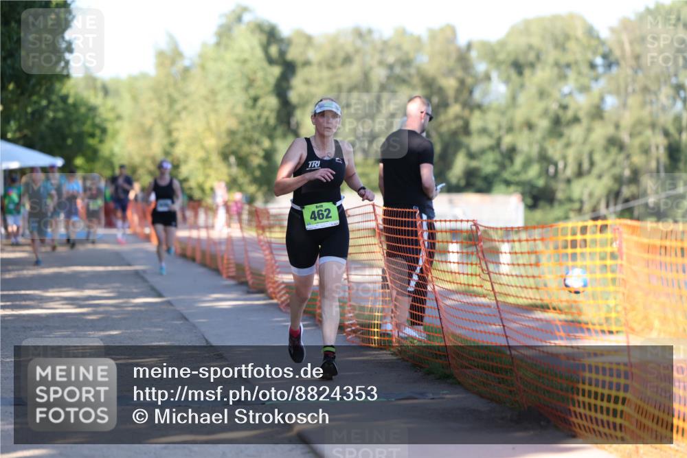 07.09.2025 - 19. Norderstedt Triathlon Michael Strokosch http://msf.ph/oto/8824353 07.09.2025 16:14:27 Laufen 462, 527, 938 meine-sportfotos.de