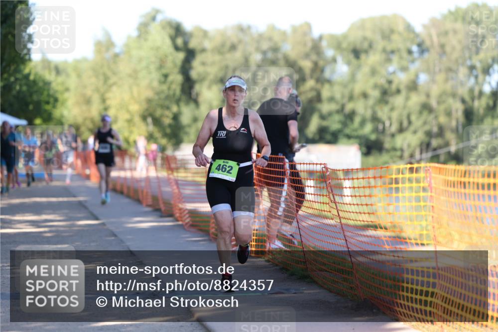 07.09.2025 - 19. Norderstedt Triathlon Michael Strokosch http://msf.ph/oto/8824357 07.09.2025 16:14:27 Laufen 462, 527, 938 meine-sportfotos.de
