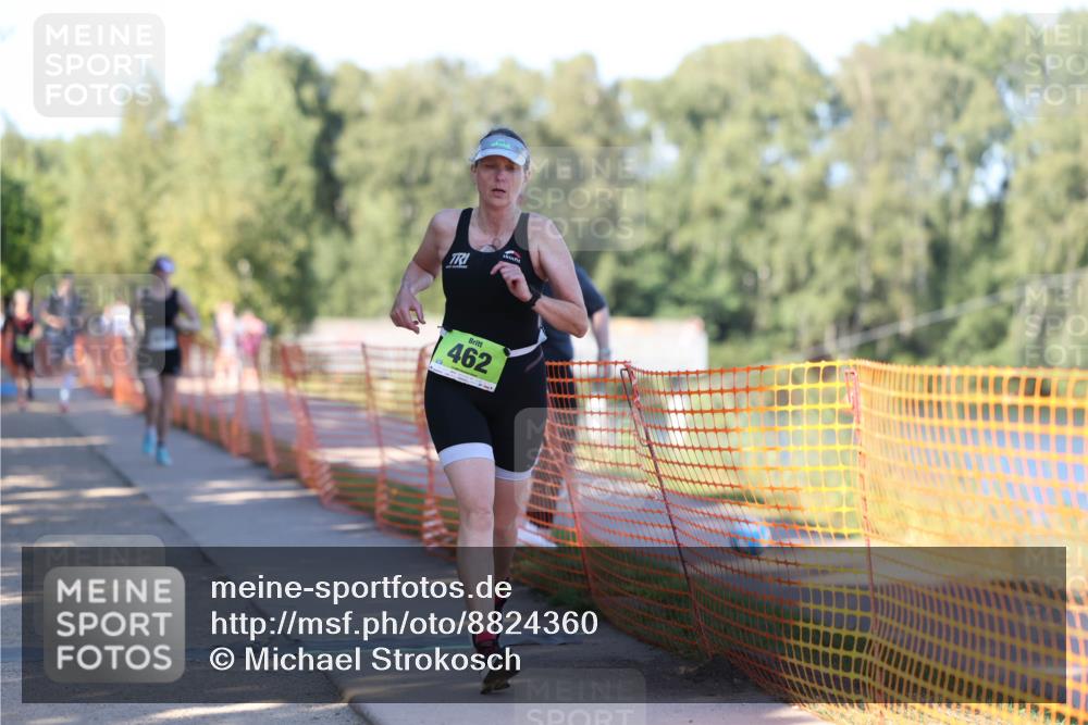 07.09.2025 - 19. Norderstedt Triathlon Michael Strokosch http://msf.ph/oto/8824360 07.09.2025 16:14:28 Laufen 462, 527, 938 meine-sportfotos.de