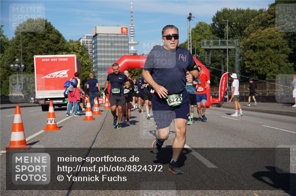 07.09.2025 - BARMER Alsterlauf Yannick Fuchs http://msf.ph/oto/8824372 07.09.2025 09:48:52 Laufen 6089, 003, 6223, 202, 2568 meine-sportfotos.de