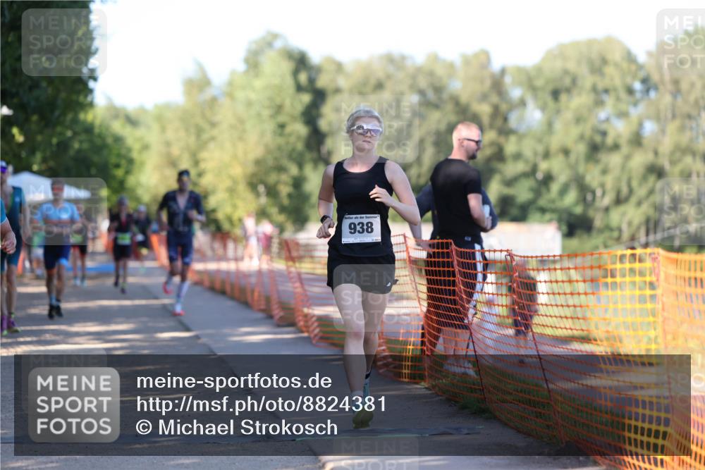 07.09.2025 - 19. Norderstedt Triathlon Michael Strokosch http://msf.ph/oto/8824381 07.09.2025 16:14:33 Laufen 425, 527, 528, 938, 1433 meine-sportfotos.de