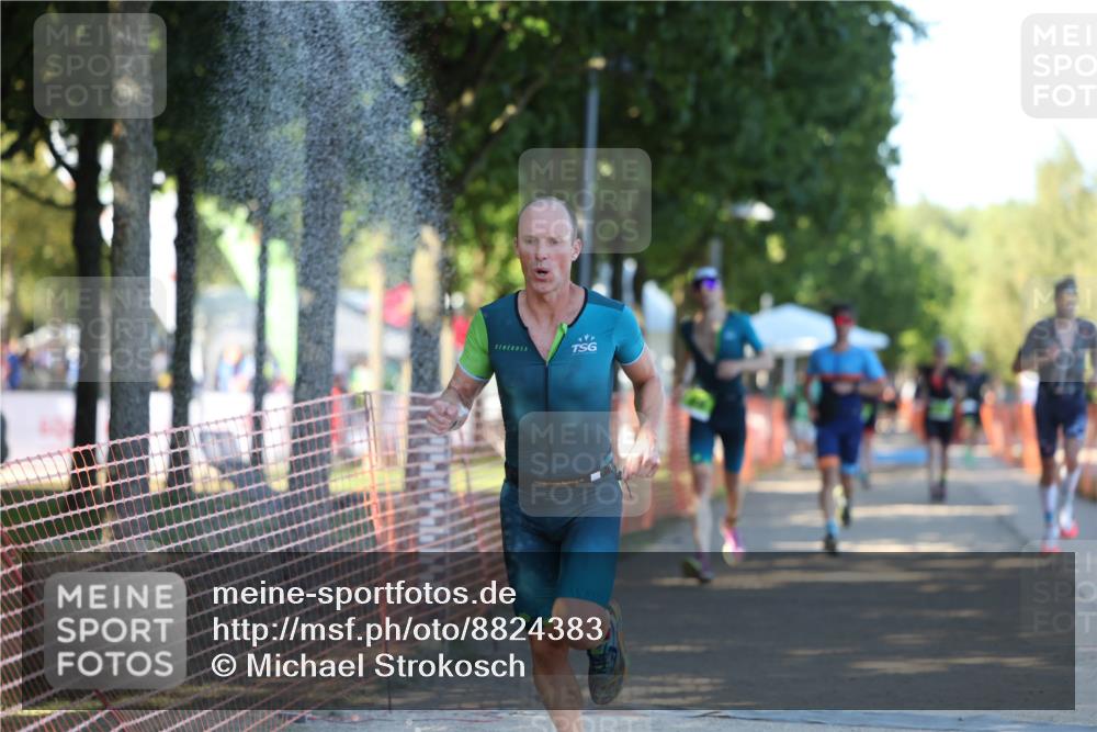 07.09.2025 - 19. Norderstedt Triathlon Michael Strokosch http://msf.ph/oto/8824383 07.09.2025 16:14:34 Laufen 425, 527, 528, 938, 1433 meine-sportfotos.de
