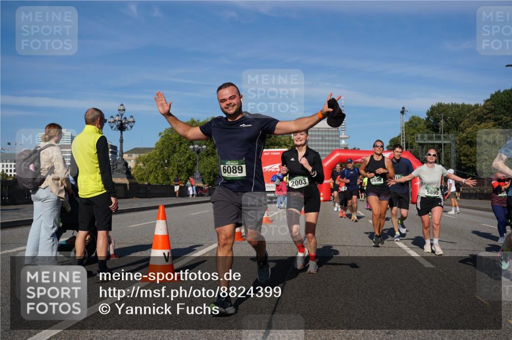 07.09.2025 - BARMER Alsterlauf Yannick Fuchs http://msf.ph/oto/8824399 07.09.2025 09:48:55 Laufen 6089, 2003, 3695, 10, 5895, 450 meine-sportfotos.de