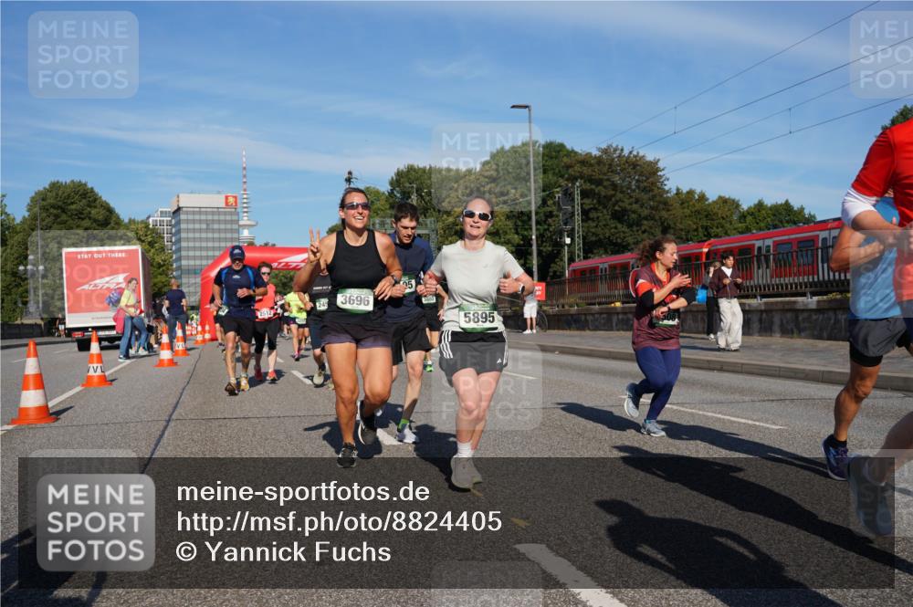07.09.2025 - BARMER Alsterlauf Yannick Fuchs http://msf.ph/oto/8824405 07.09.2025 09:48:56 Laufen 245, 2512, 3696, 25, 5895 meine-sportfotos.de