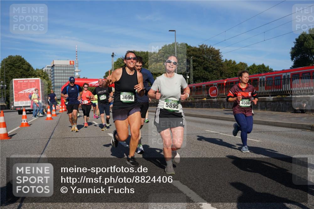 07.09.2025 - BARMER Alsterlauf Yannick Fuchs http://msf.ph/oto/8824406 07.09.2025 09:48:56 Laufen 2452, 3696, 2512, 5895, 4508 meine-sportfotos.de