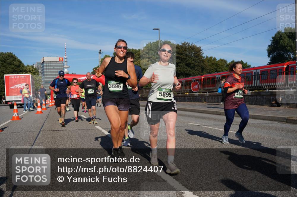 07.09.2025 - BARMER Alsterlauf Yannick Fuchs http://msf.ph/oto/8824407 07.09.2025 09:48:56 Laufen 2512, 3696, 2452, 5895, 4508 meine-sportfotos.de