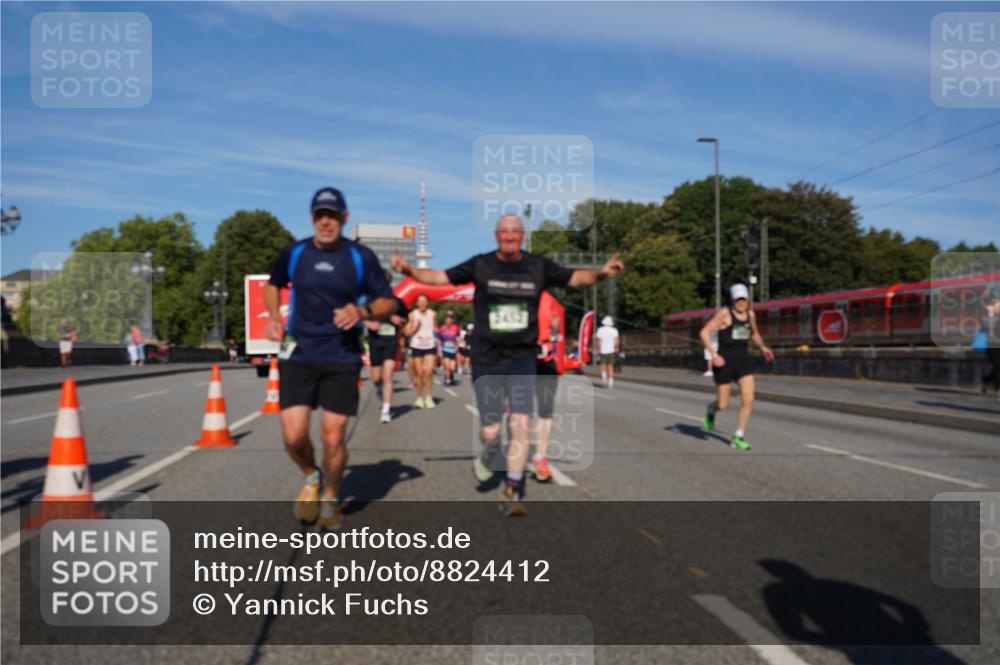 07.09.2025 - BARMER Alsterlauf Yannick Fuchs http://msf.ph/oto/8824412 07.09.2025 09:48:58 Laufen  meine-sportfotos.de
