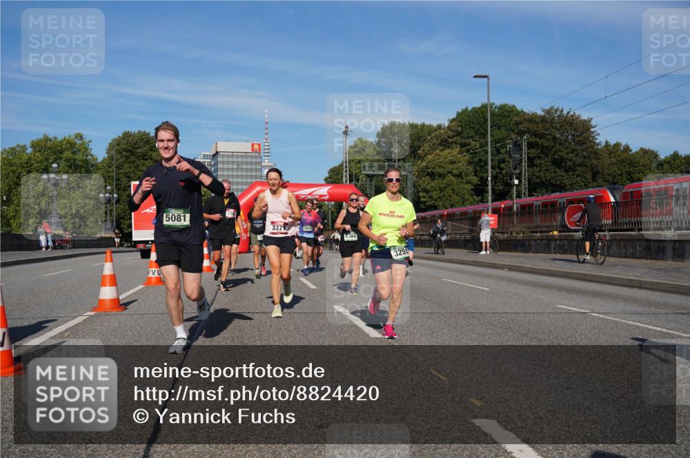 07.09.2025 - BARMER Alsterlauf Yannick Fuchs http://msf.ph/oto/8824420 07.09.2025 09:49:00 Laufen 5081, 3371, 8014, 366, 3251 meine-sportfotos.de