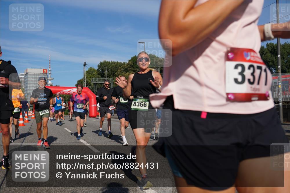 07.09.2025 - BARMER Alsterlauf Yannick Fuchs http://msf.ph/oto/8824431 07.09.2025 09:49:02 Laufen 908, 2025, 4776, 3080, 8014, 3963, 8148, 8366, 3371 meine-sportfotos.de