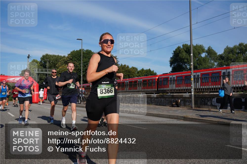 07.09.2025 - BARMER Alsterlauf Yannick Fuchs http://msf.ph/oto/8824432 07.09.2025 09:49:02 Laufen 4776, 914, 396, 8148, 136, 8366 meine-sportfotos.de