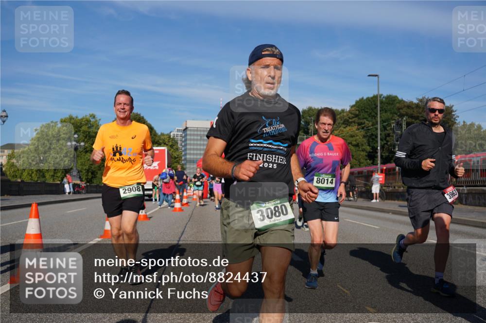07.09.2025 - BARMER Alsterlauf Yannick Fuchs http://msf.ph/oto/8824437 07.09.2025 09:49:04 Laufen 2908, 0000000000, 2025, 3080, 8014, 3963 meine-sportfotos.de