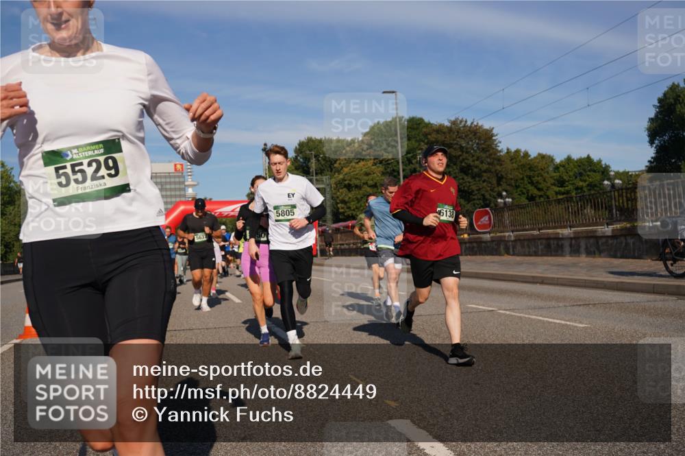 07.09.2025 - BARMER Alsterlauf Yannick Fuchs http://msf.ph/oto/8824449 07.09.2025 09:49:08 Laufen 1636, 5529, 563, 5805, 6138 meine-sportfotos.de