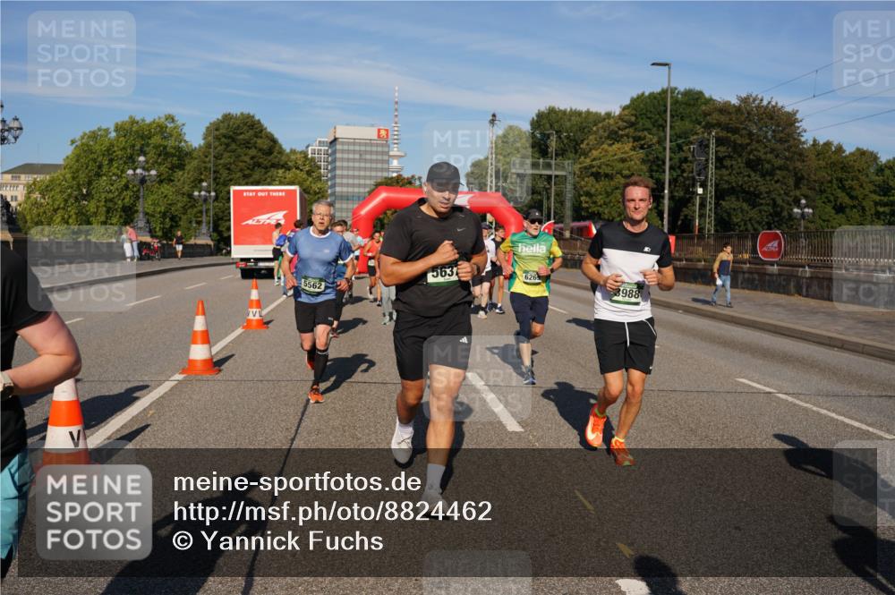 07.09.2025 - BARMER Alsterlauf Yannick Fuchs http://msf.ph/oto/8824462 07.09.2025 09:49:10 Laufen 5637 meine-sportfotos.de