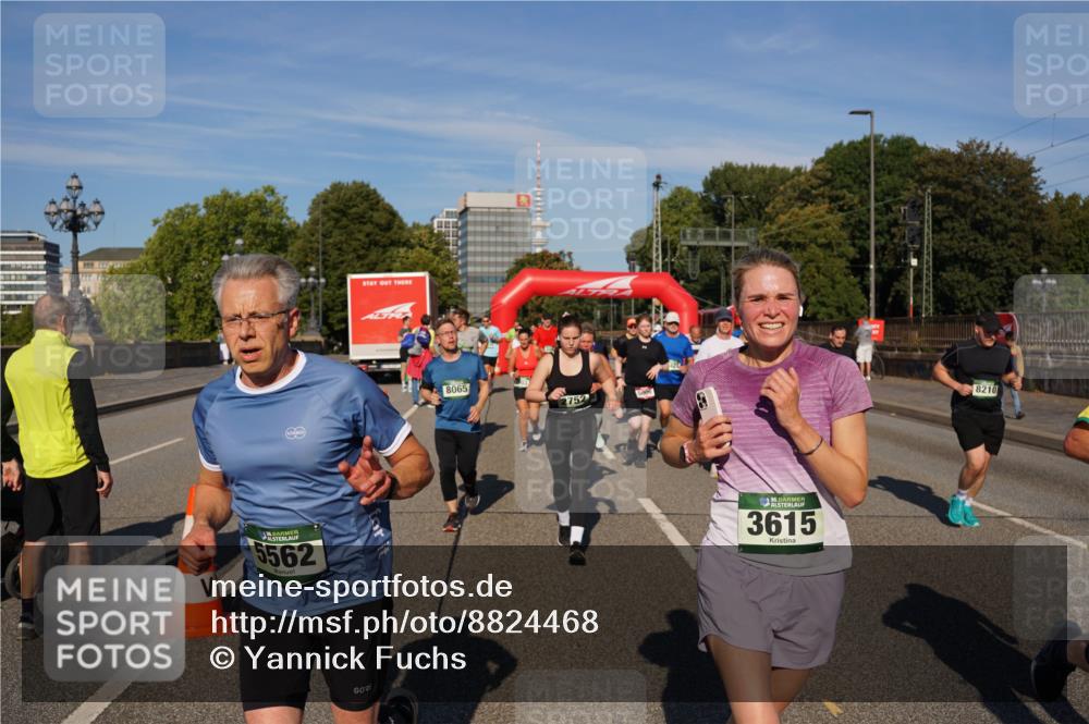 07.09.2025 - BARMER Alsterlauf Yannick Fuchs http://msf.ph/oto/8824468 07.09.2025 09:49:12 Laufen 136, 5562, 8065, 2752, 5, 006, 36, 3615, 8210 meine-sportfotos.de