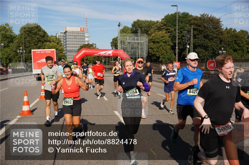 07.09.2025 - BARMER Alsterlauf Yannick Fuchs http://msf.ph/oto/8824478 07.09.2025 09:49:14 Laufen 2388, 2903, 5504, 3191, 8427, 5006 meine-sportfotos.de
