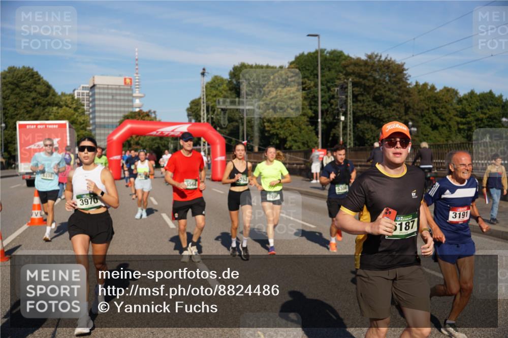 07.09.2025 - BARMER Alsterlauf Yannick Fuchs http://msf.ph/oto/8824486 07.09.2025 09:49:16 Laufen 3568, 3970, 763, 5308, 187, 3191 meine-sportfotos.de