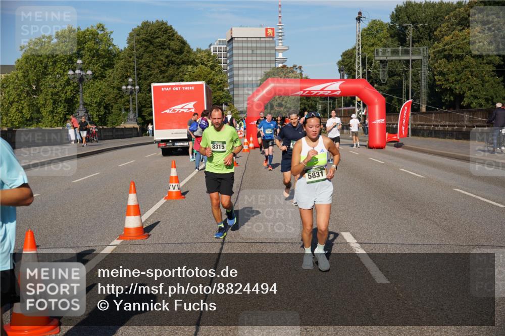 07.09.2025 - BARMER Alsterlauf Yannick Fuchs http://msf.ph/oto/8824494 07.09.2025 09:49:18 Laufen 8315, 2998, 5831 meine-sportfotos.de