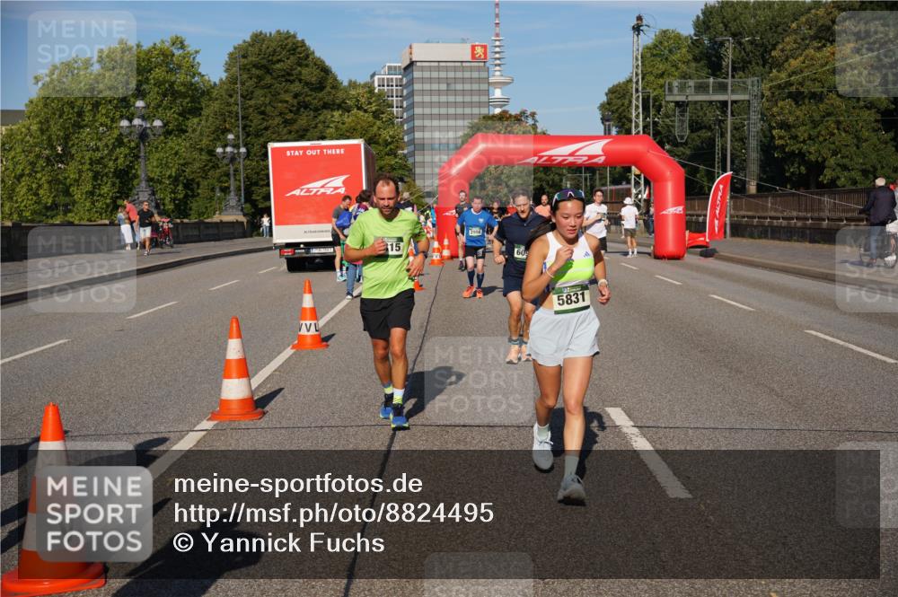 07.09.2025 - BARMER Alsterlauf Yannick Fuchs http://msf.ph/oto/8824495 07.09.2025 09:49:18 Laufen 15, 609, 5831 meine-sportfotos.de