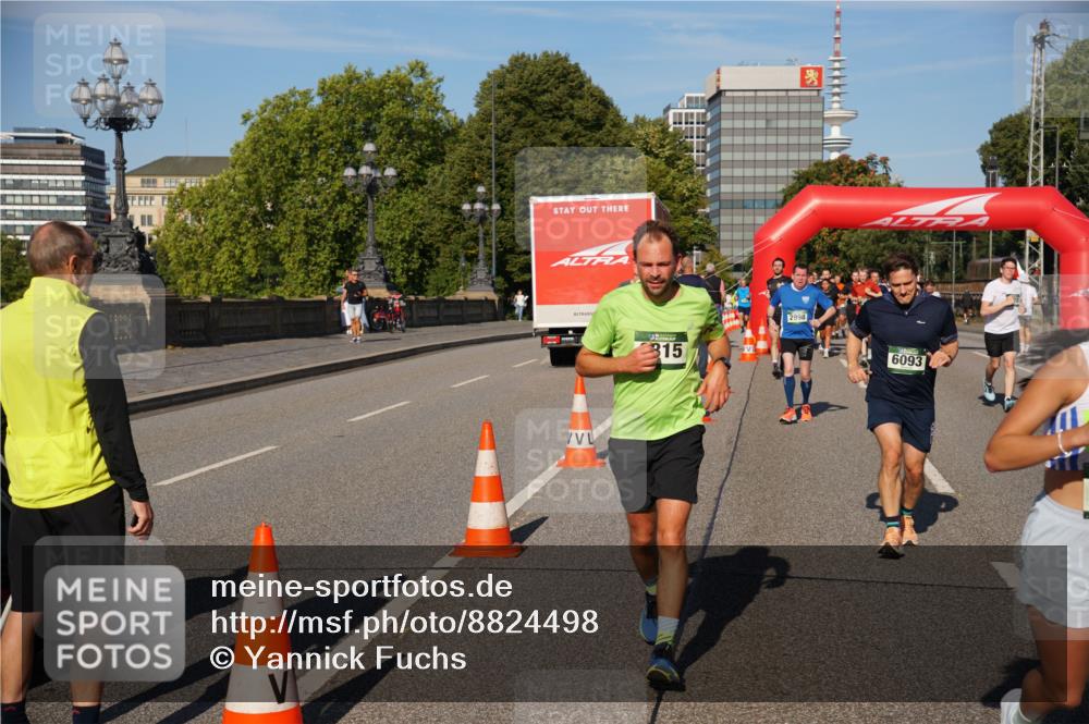 07.09.2025 - BARMER Alsterlauf Yannick Fuchs http://msf.ph/oto/8824498 07.09.2025 09:49:19 Laufen 315, 2998, 6093 meine-sportfotos.de