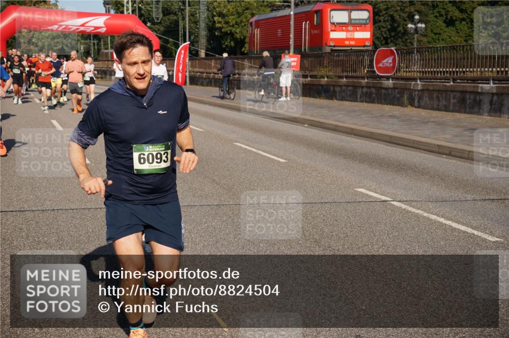 07.09.2025 - BARMER Alsterlauf Yannick Fuchs http://msf.ph/oto/8824504 07.09.2025 09:49:21 Laufen 36, 6093, 112, 142 meine-sportfotos.de