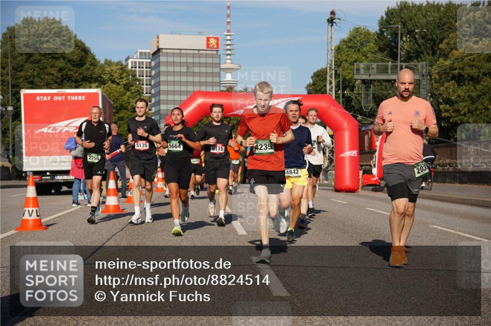 07.09.2025 - BARMER Alsterlauf Yannick Fuchs http://msf.ph/oto/8824514 07.09.2025 09:49:26 Laufen 5135, 5664, 2750, 8479, 5115, 4235, 4842, 203 meine-sportfotos.de