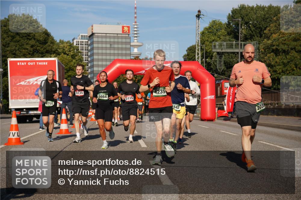 07.09.2025 - BARMER Alsterlauf Yannick Fuchs http://msf.ph/oto/8824515 07.09.2025 09:49:26 Laufen 2750, 5135, 5664, 79, 5115, 4235, 842, 203 meine-sportfotos.de
