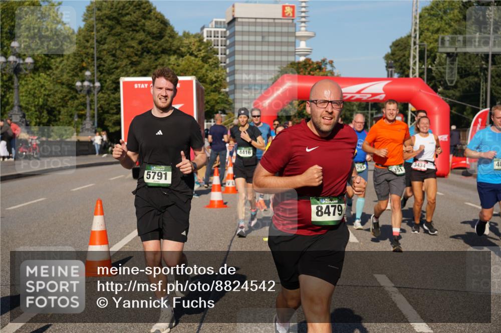 07.09.2025 - BARMER Alsterlauf Yannick Fuchs http://msf.ph/oto/8824542 07.09.2025 09:49:32 Laufen 5791, 4416, 8479, 293, 151, 48, 3434 meine-sportfotos.de