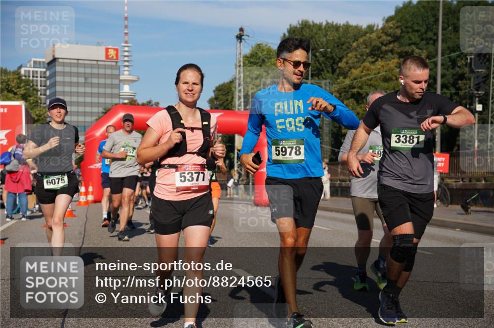 07.09.2025 - BARMER Alsterlauf Yannick Fuchs http://msf.ph/oto/8824565 07.09.2025 09:49:37 Laufen 6075, 857, 36, 5377, 5978, 59, 3381 meine-sportfotos.de