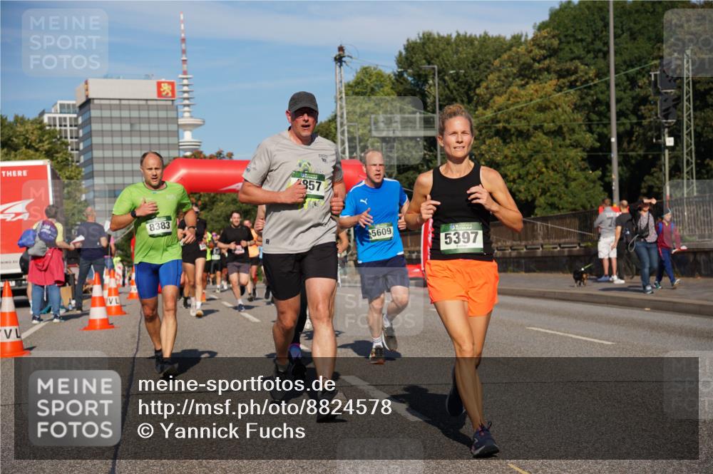 07.09.2025 - BARMER Alsterlauf Yannick Fuchs http://msf.ph/oto/8824578 07.09.2025 09:49:40 Laufen 8383, 957, 5609, 5397 meine-sportfotos.de