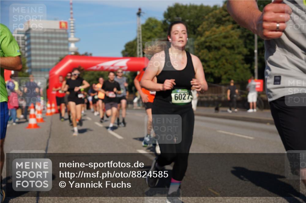 07.09.2025 - BARMER Alsterlauf Yannick Fuchs http://msf.ph/oto/8824585 07.09.2025 09:49:42 Laufen 6027 meine-sportfotos.de