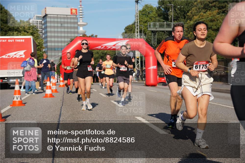 07.09.2025 - BARMER Alsterlauf Yannick Fuchs http://msf.ph/oto/8824586 07.09.2025 09:49:42 Laufen 5136, 22, 8362, 6175 meine-sportfotos.de