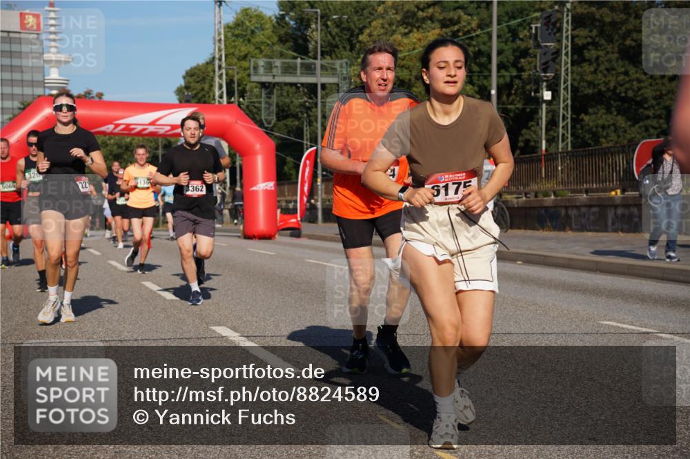 07.09.2025 - BARMER Alsterlauf Yannick Fuchs http://msf.ph/oto/8824589 07.09.2025 09:49:43 Laufen 5069, 326, 22, 3362, 35, 175 meine-sportfotos.de