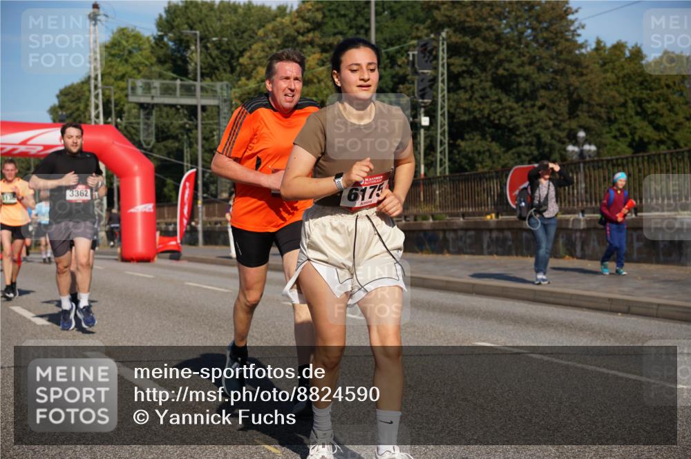 07.09.2025 - BARMER Alsterlauf Yannick Fuchs http://msf.ph/oto/8824590 07.09.2025 09:49:43 Laufen 3362, 36, 6175 meine-sportfotos.de