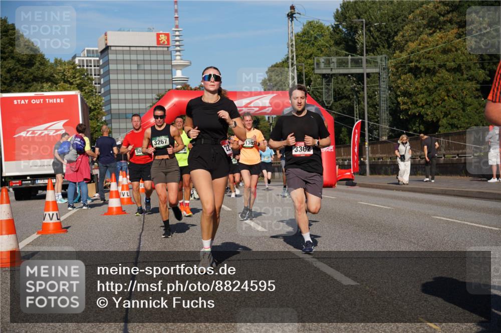07.09.2025 - BARMER Alsterlauf Yannick Fuchs http://msf.ph/oto/8824595 07.09.2025 09:49:44 Laufen 50, 3267, 136, 2195, 3362 meine-sportfotos.de