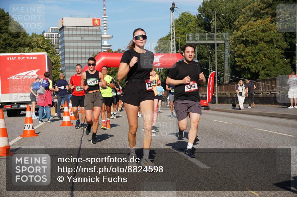 07.09.2025 - BARMER Alsterlauf Yannick Fuchs http://msf.ph/oto/8824598 07.09.2025 09:49:44 Laufen 1, 506, 3267, 22, 36, 2105, 3362 meine-sportfotos.de