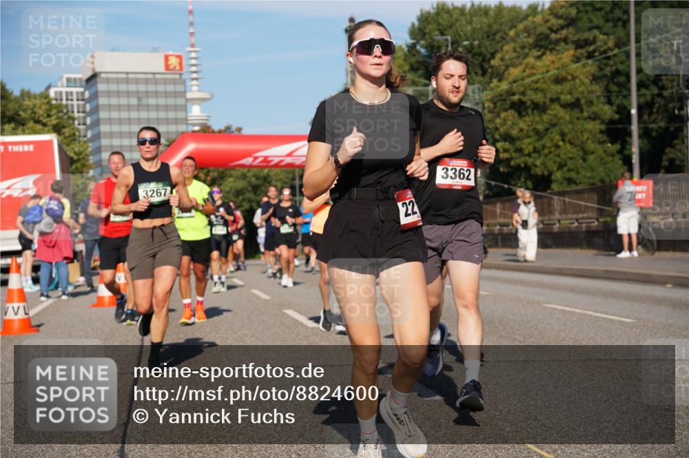 07.09.2025 - BARMER Alsterlauf Yannick Fuchs http://msf.ph/oto/8824600 07.09.2025 09:49:45 Laufen 3267, 22, 3362 meine-sportfotos.de
