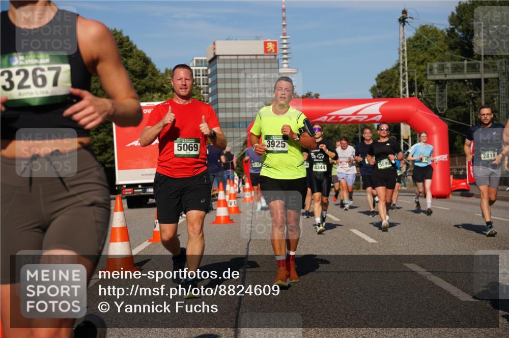 07.09.2025 - BARMER Alsterlauf Yannick Fuchs http://msf.ph/oto/8824609 07.09.2025 09:49:47 Laufen 3267, 5069, 4167, 3925, 8344, 5598, 2819 meine-sportfotos.de