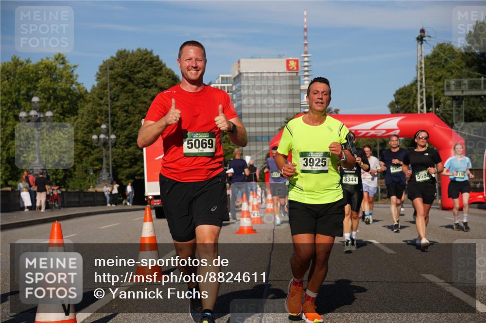 07.09.2025 - BARMER Alsterlauf Yannick Fuchs http://msf.ph/oto/8824611 07.09.2025 09:49:47 Laufen 5069, 4187, 3925, 4456, 8344, 5598, 2195 meine-sportfotos.de