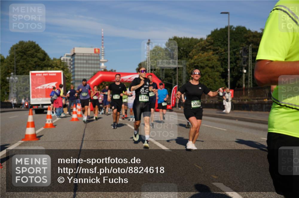 07.09.2025 - BARMER Alsterlauf Yannick Fuchs http://msf.ph/oto/8824618 07.09.2025 09:49:49 Laufen 5598 meine-sportfotos.de