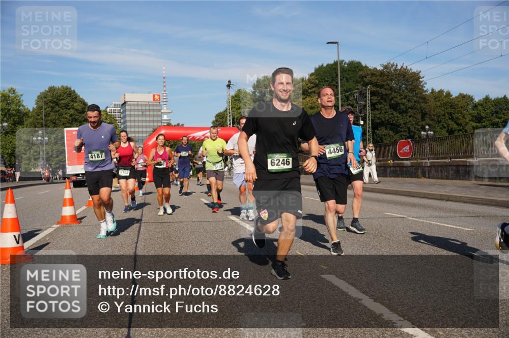 07.09.2025 - BARMER Alsterlauf Yannick Fuchs http://msf.ph/oto/8824628 07.09.2025 09:49:52 Laufen 4187, 5102, 5463, 6246, 4456, 587 meine-sportfotos.de